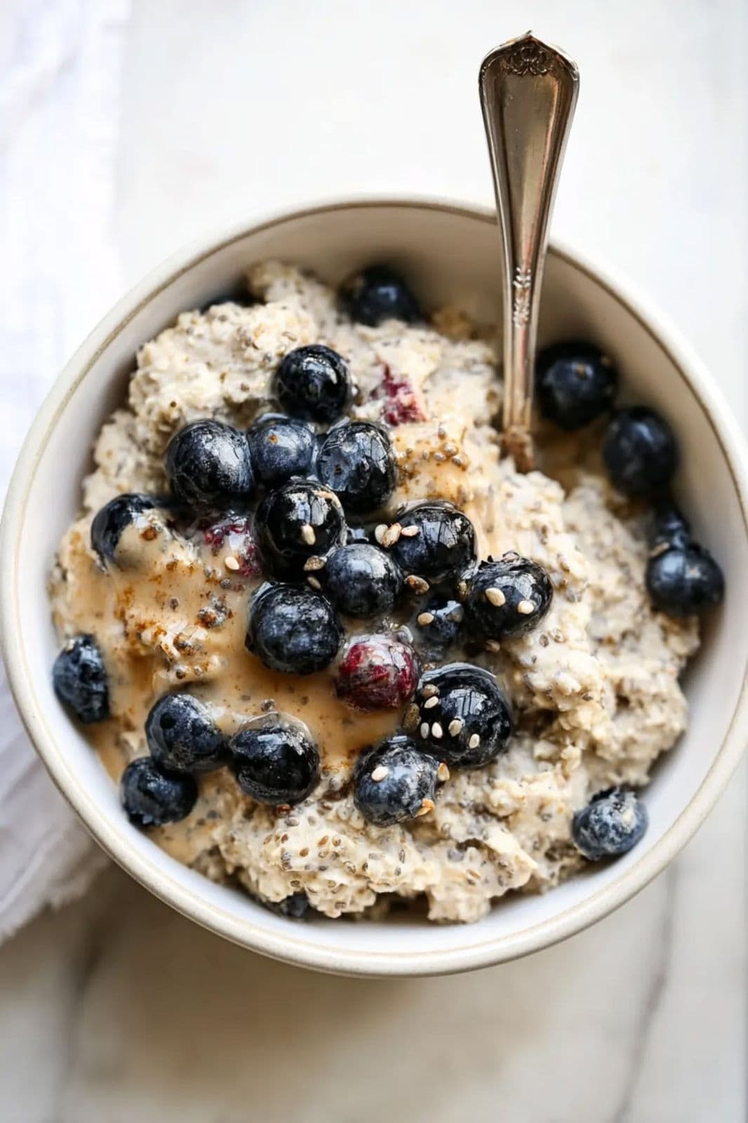 Overnight Oats with Chia & Nuts